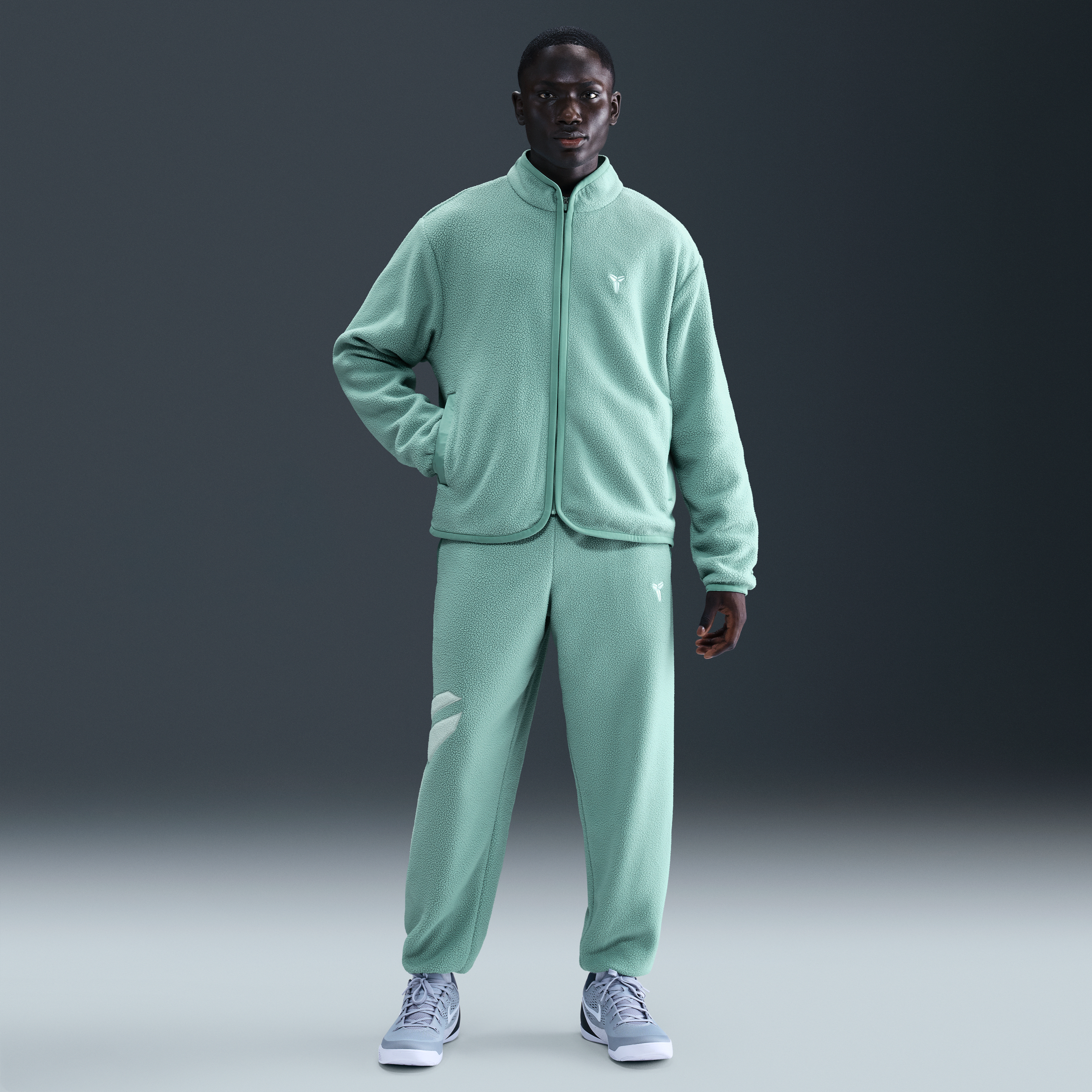 KOBE ウィンタライズドバスケットボールジャケット　フリース Nike Kobe Men's Winterized Basketball Jacket | The Summit